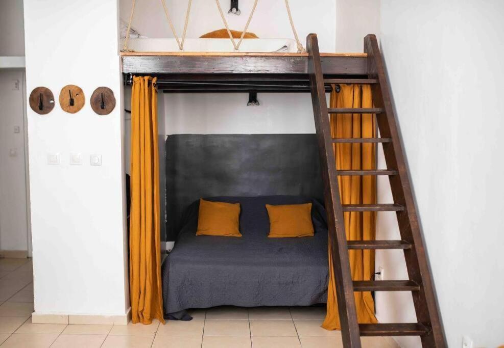 Appartement Tout Equipe Au Coeur Du Vieux Port Марсель Экстерьер фото